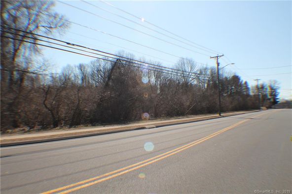 Elm St and Moody Rd: Elm St and Moody Rd, Enfield, CT 06082